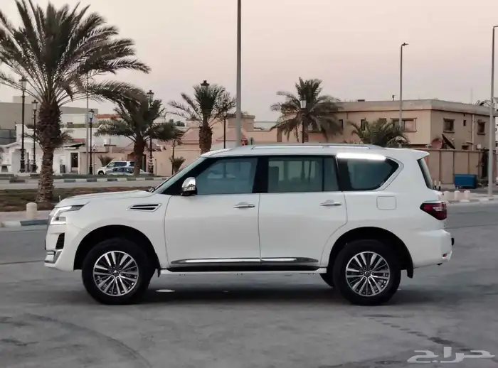 نيسان باترول على يدي وكالة 3