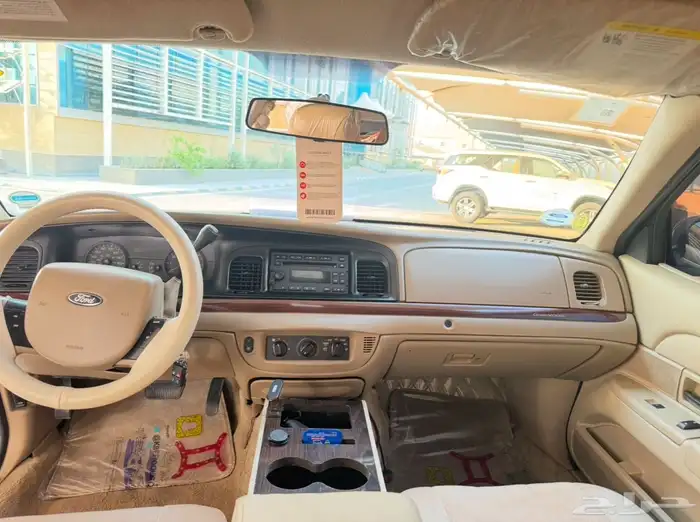 فورد فكتوريا 2012 15