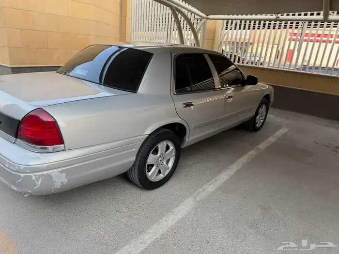 فورد فكتوريا 2012 5