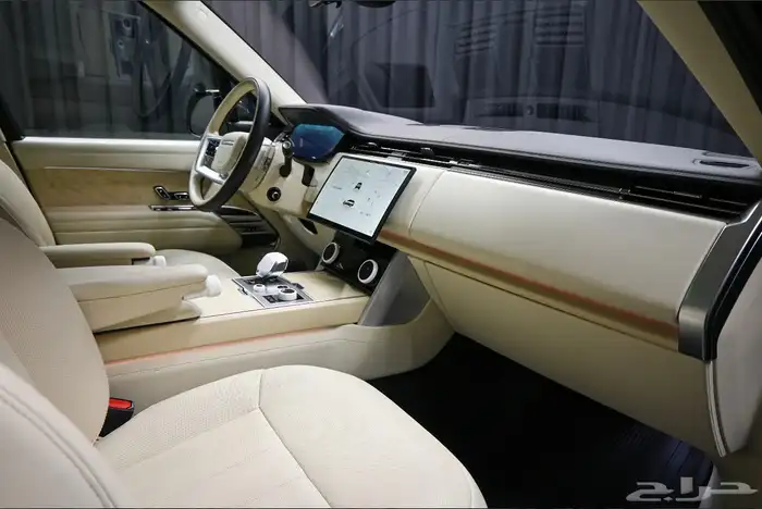 للبيع رانج روفر فوج فئه SV - 2023 ممشى قليل جدا وارد كندا 6