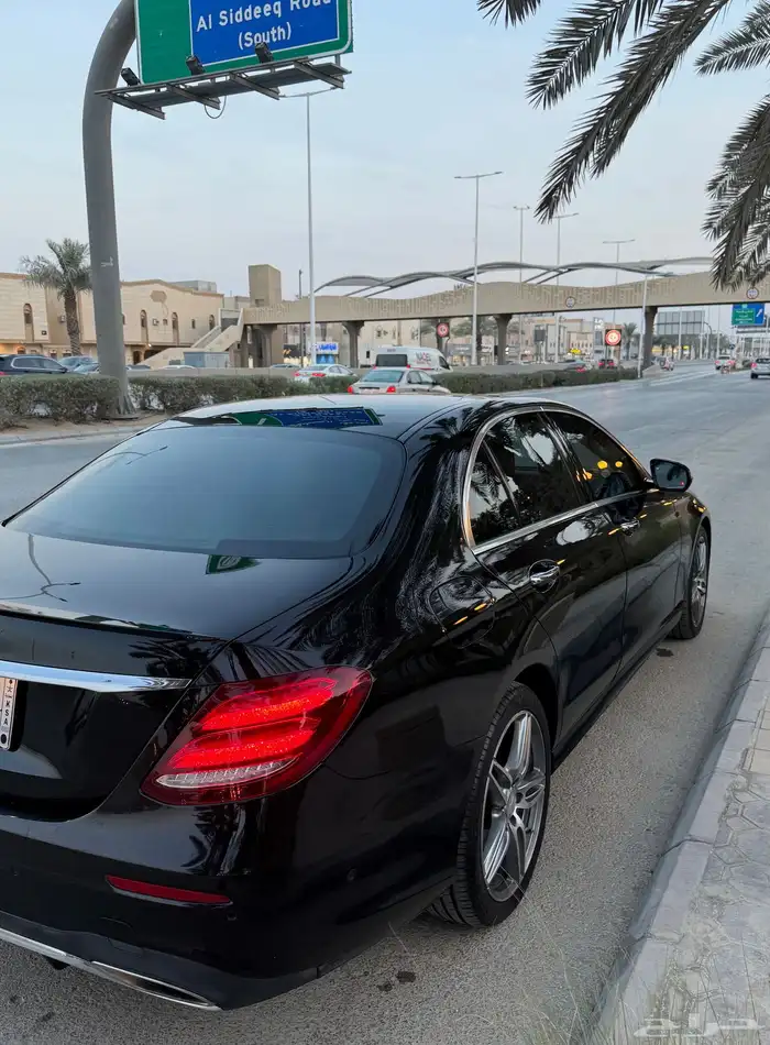 مرسيدس E300 2017 18