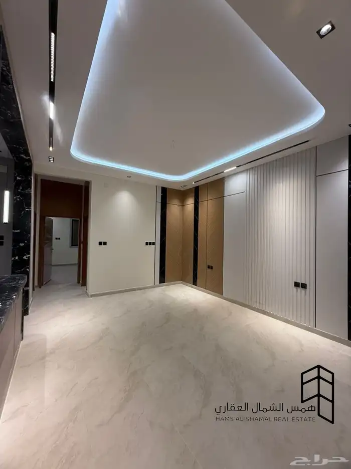 للبيع دور نص ارض حي الفلاح 1