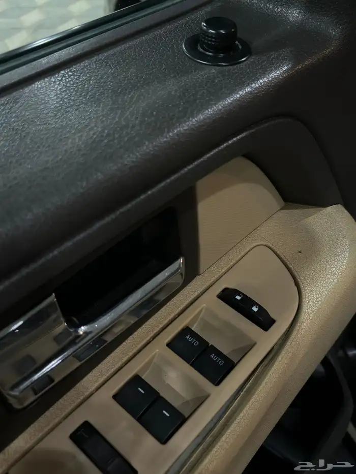 فورد F150 2013 ثمانية سلندر V8 نص فل XLT غمارتين 15