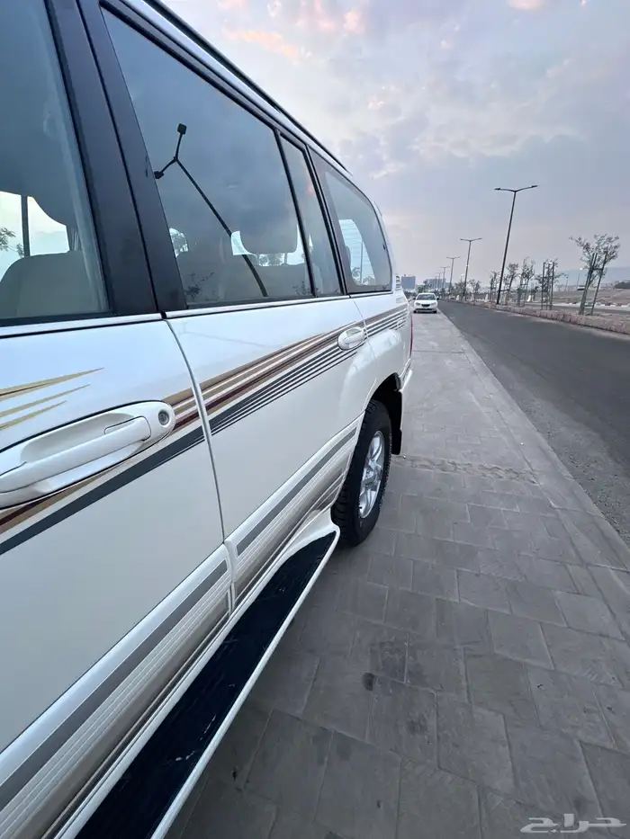 لاندكروزر 2007 48