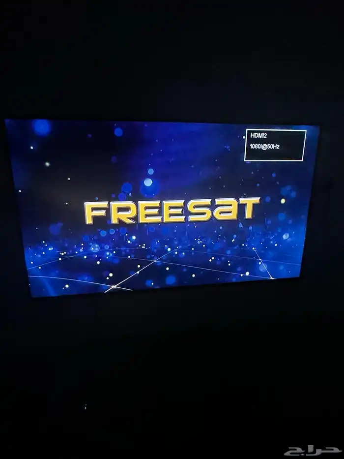 شاشه تلفزيون للبيع مقاس 60 تقريبن فيها خط غير واضح مره زينه 1