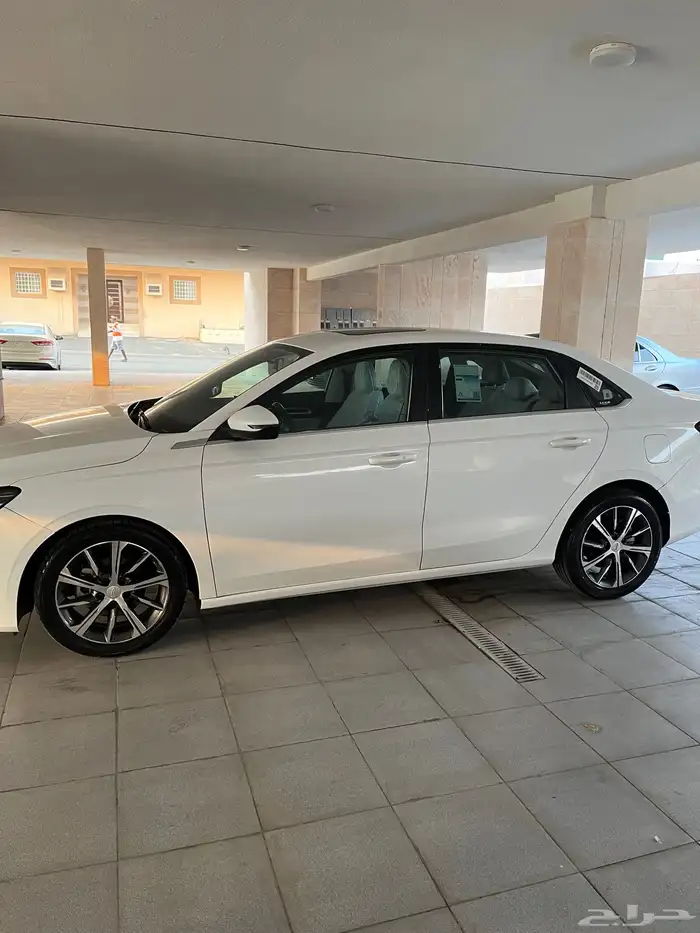 للبيع جيلي ام جراند 7