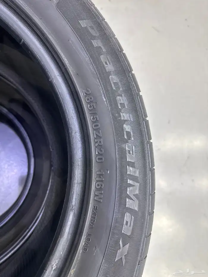 285 50 20 SUV toyota 1