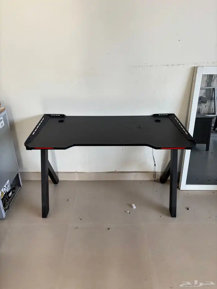 اثاث للبيع وثلاجة صغيرة 2