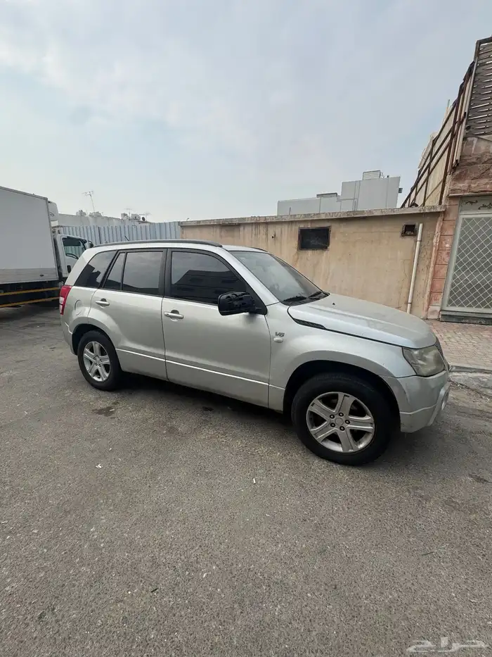 سوزوكي جيب جراند فيتارا 3