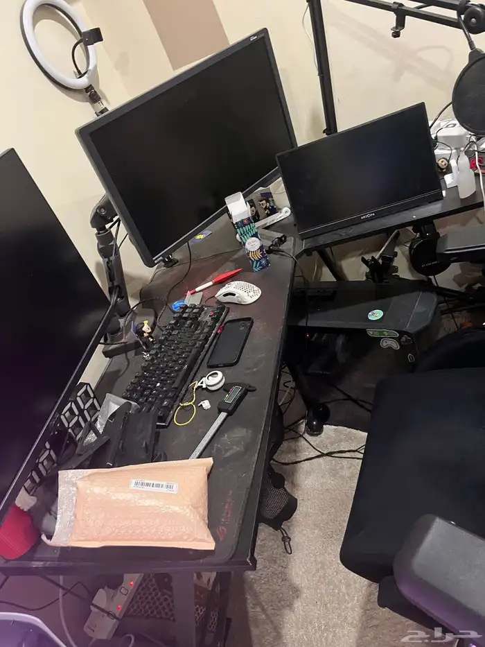 للبيع طاولة بي سي زاويه 1