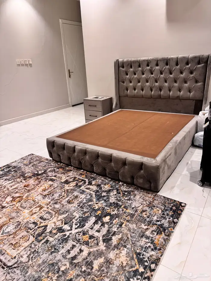 غرفة النوم وطاولة الطعام 4