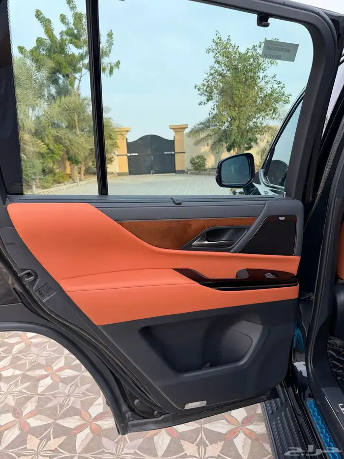 لكزس VIP - LX600 بلاك اديشن موديل 2023 بريمي 22