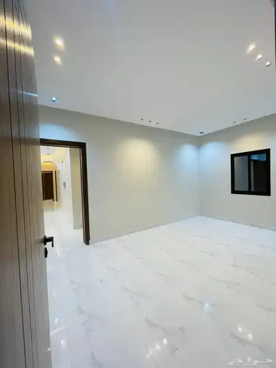 للبيع ادوار ارضي بحوش مدخل سيارة من 550 الف شمال الخميس index