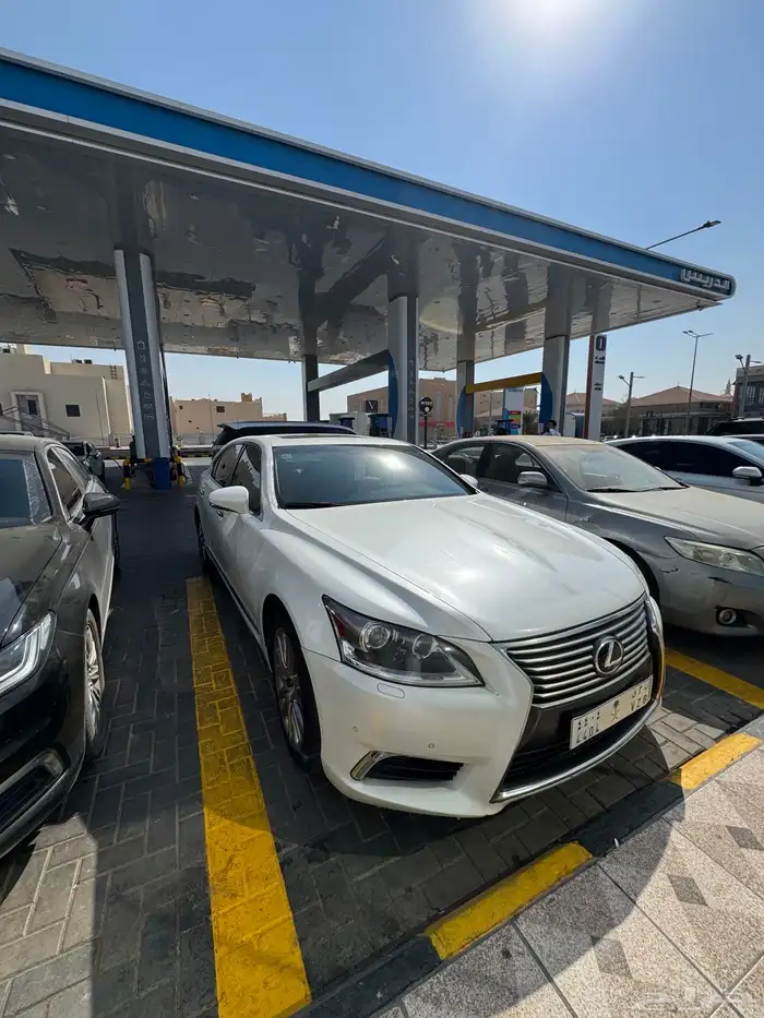 لكزس 2015 3