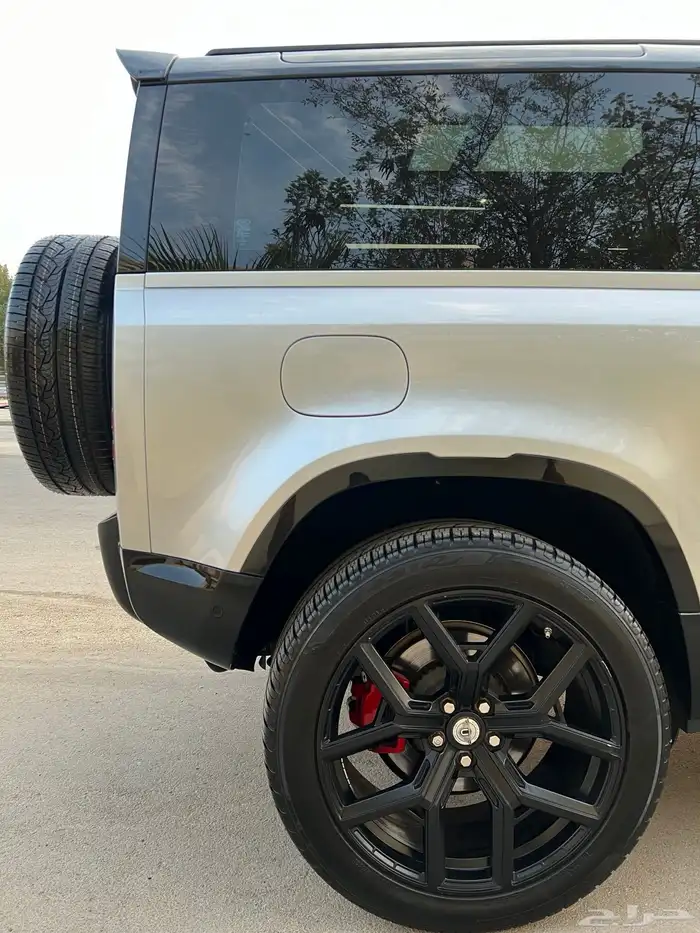 للبيع ديفندر HSE 2021 90 9