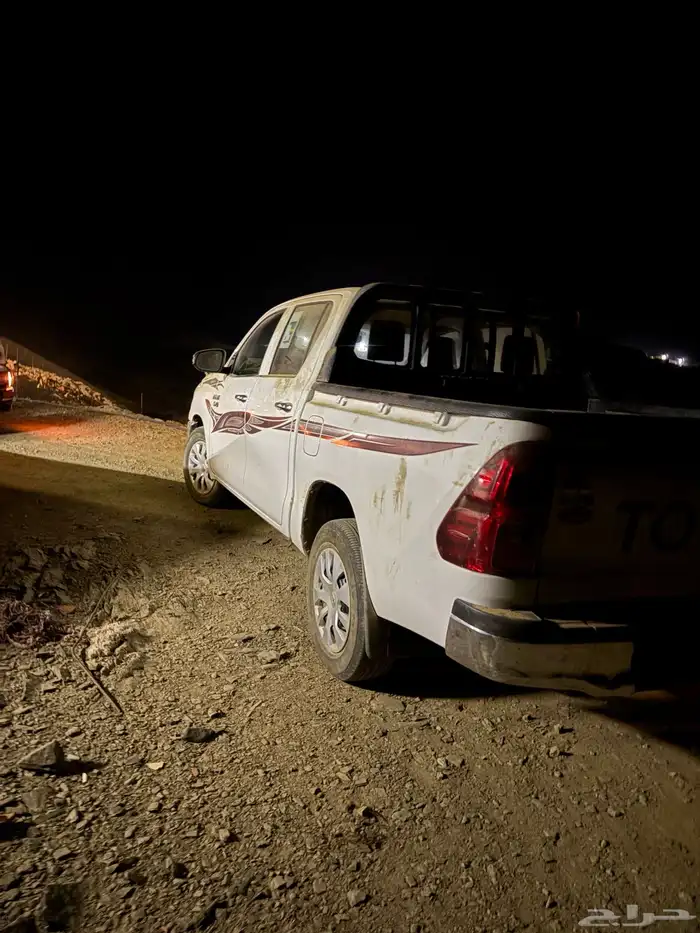 هايلكس ديزل غمارتين ممشى 12 الف بحالة الوكاله 3