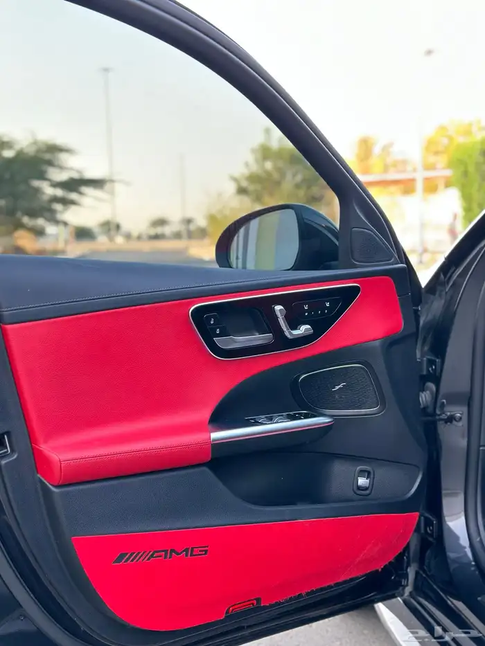 مرسيدس C300 2022 27