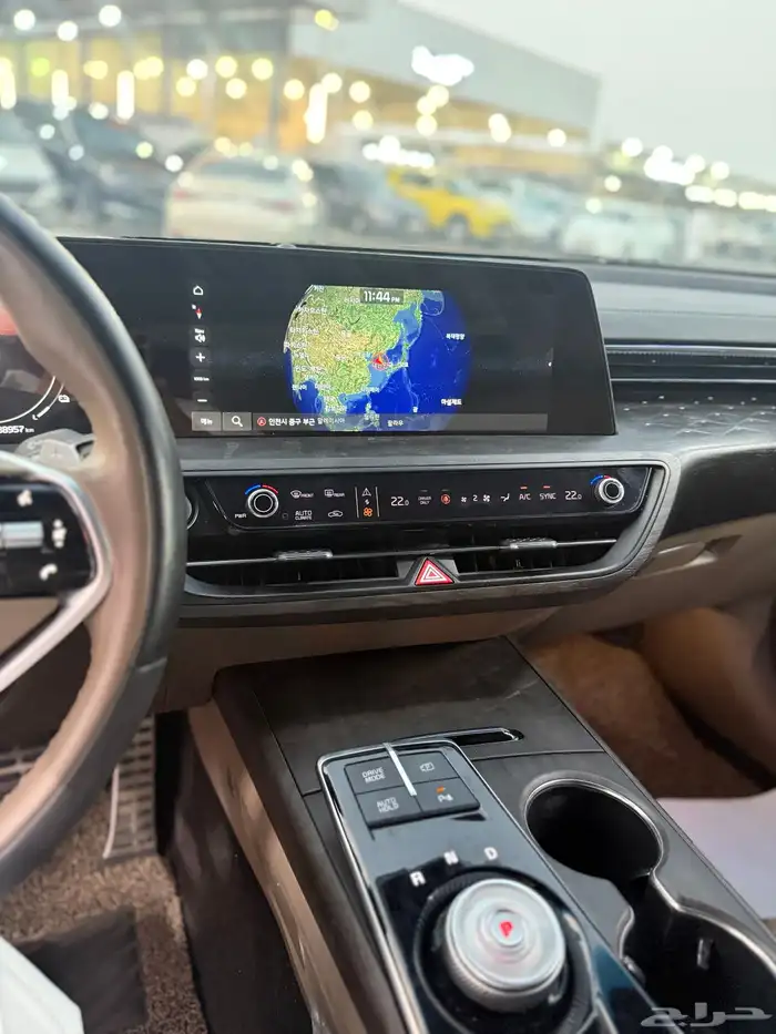 كياK8 موديل 2023 هايبرد 10