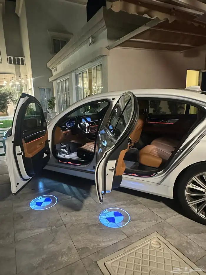 BMW موديل 2020 حجم 730 مواصفات خاصه وممشى قليل 1