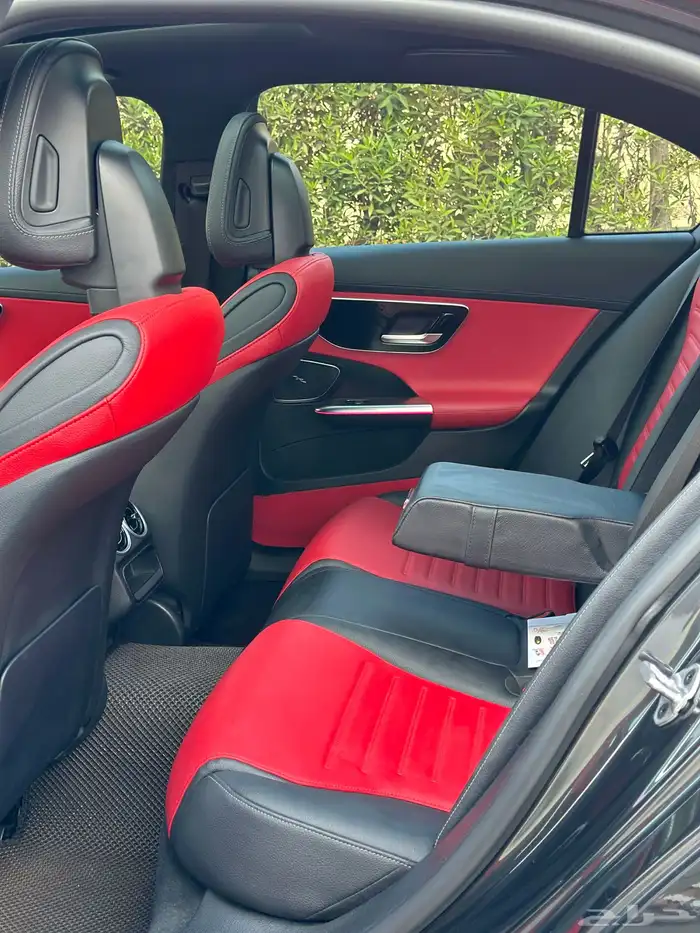 مرسيدس C300 2022 29