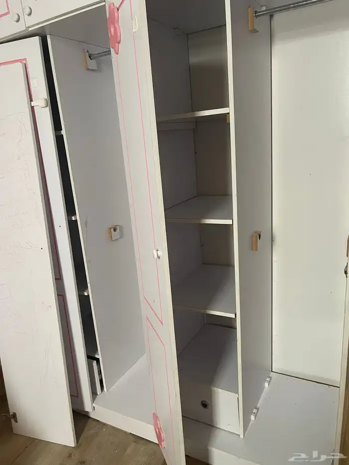 دولاب ملابس 4 ابواب للبيع 0