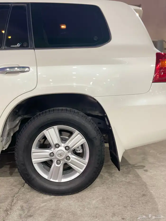 لاند كروزر موديل 2014 19