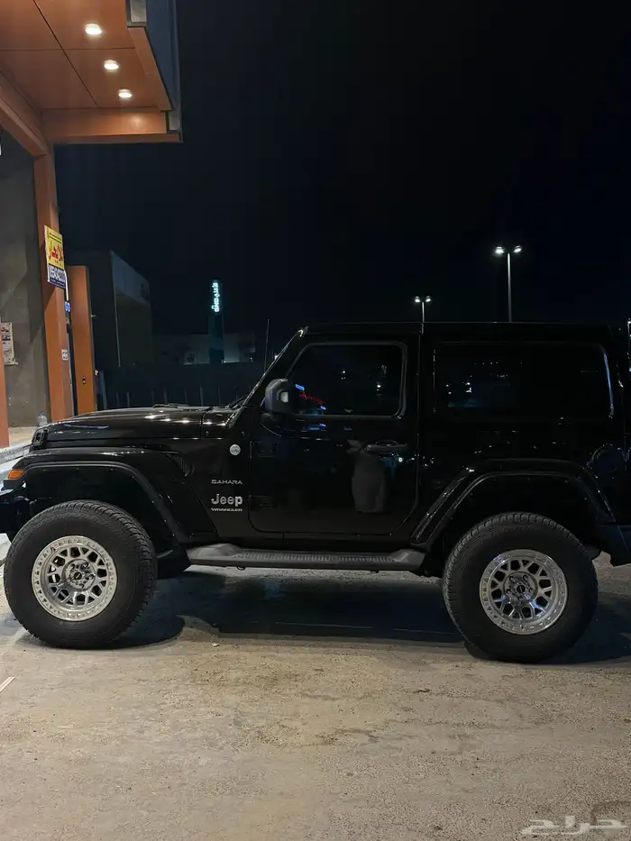 للبيع رانجلر صحارى فل 2021 1