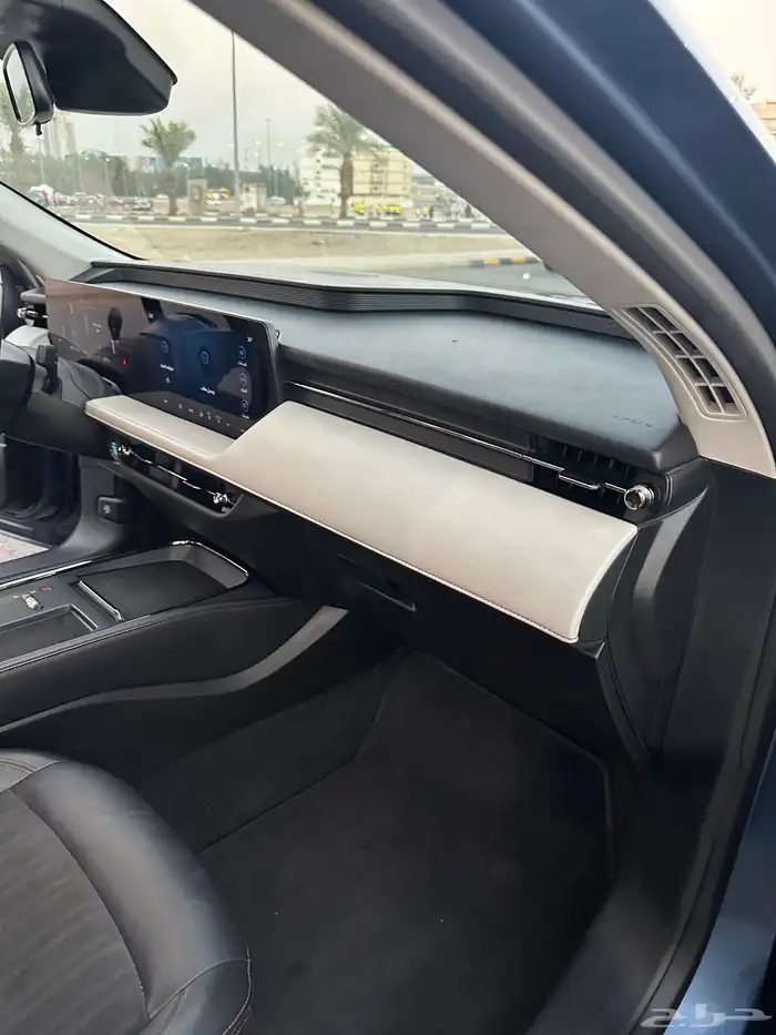 توروس ترند بلس 2023 نص فل ( بحالة الوكالة ) خالي من الرش 37