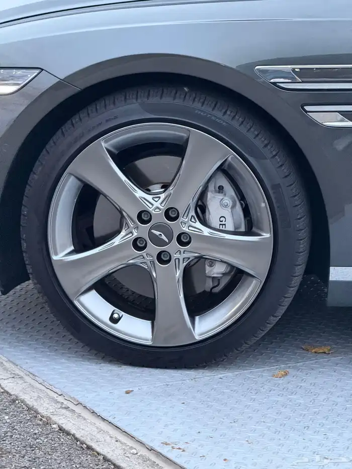 جنيسس G80 سته سلندر 16