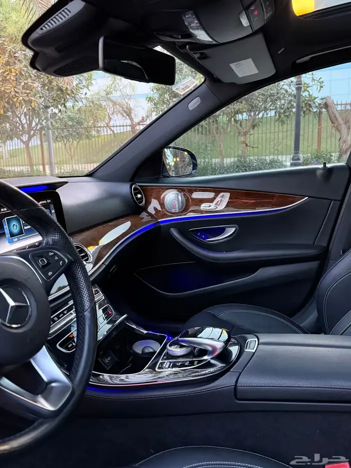 مرسيدس E300 2017 13