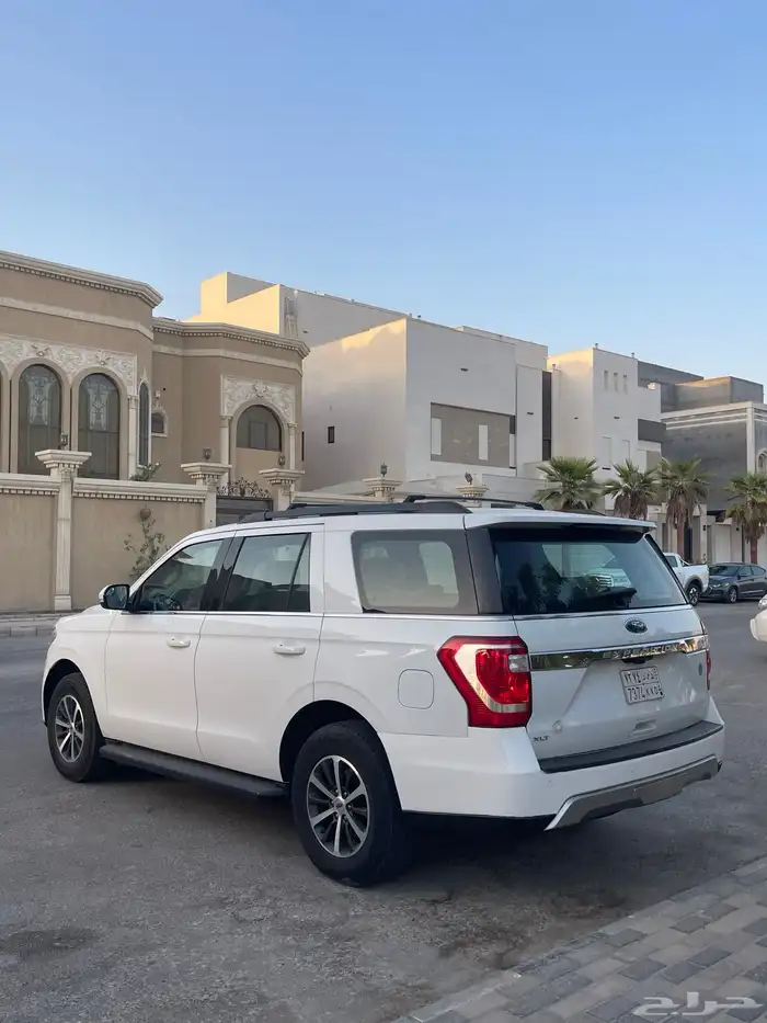 فورد اكسبيدشن 2018 9