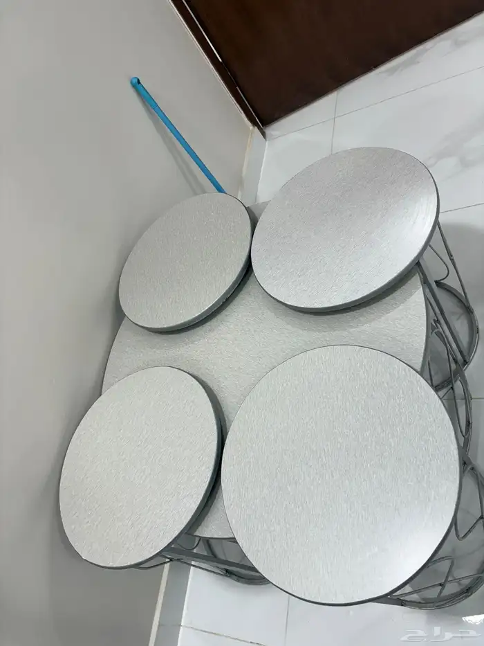 طاولات خدمة 2