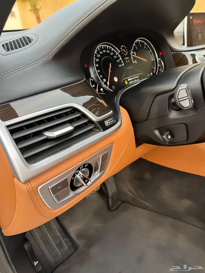 بي ام دبليو 730 2019 مخزن 23