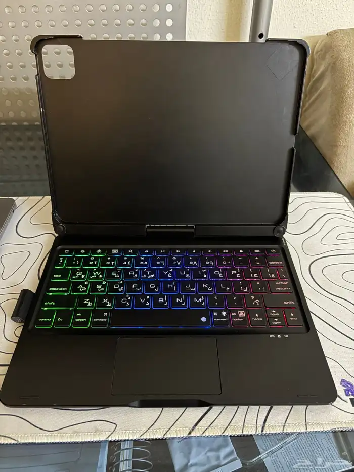 كيبورد ايباد برو 11 انش 360 درجه 1