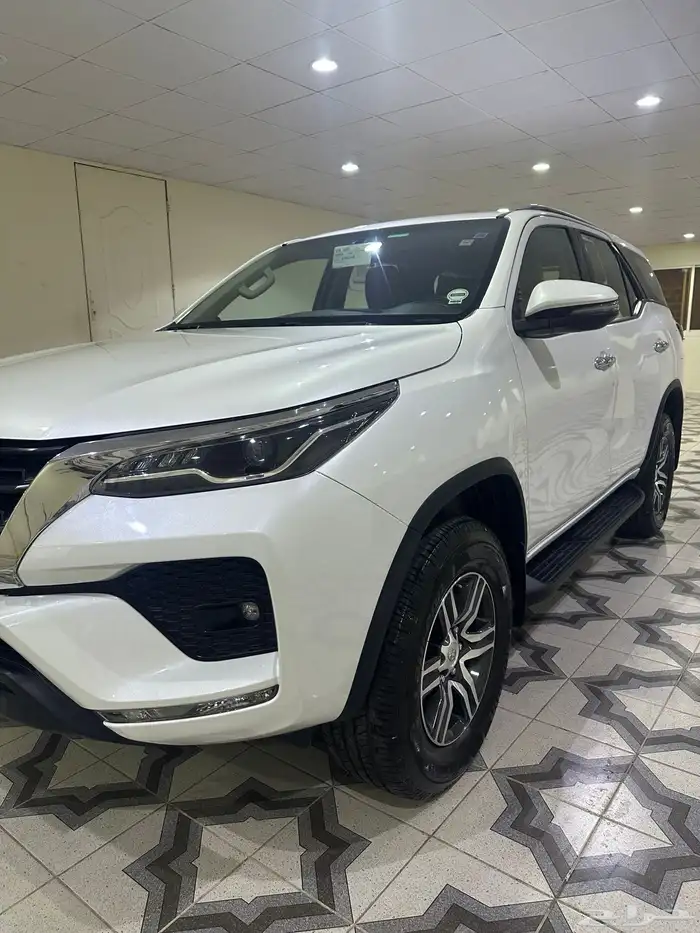 فورشنر 6 سلندر 2023 وكالة خالي من الرش 0