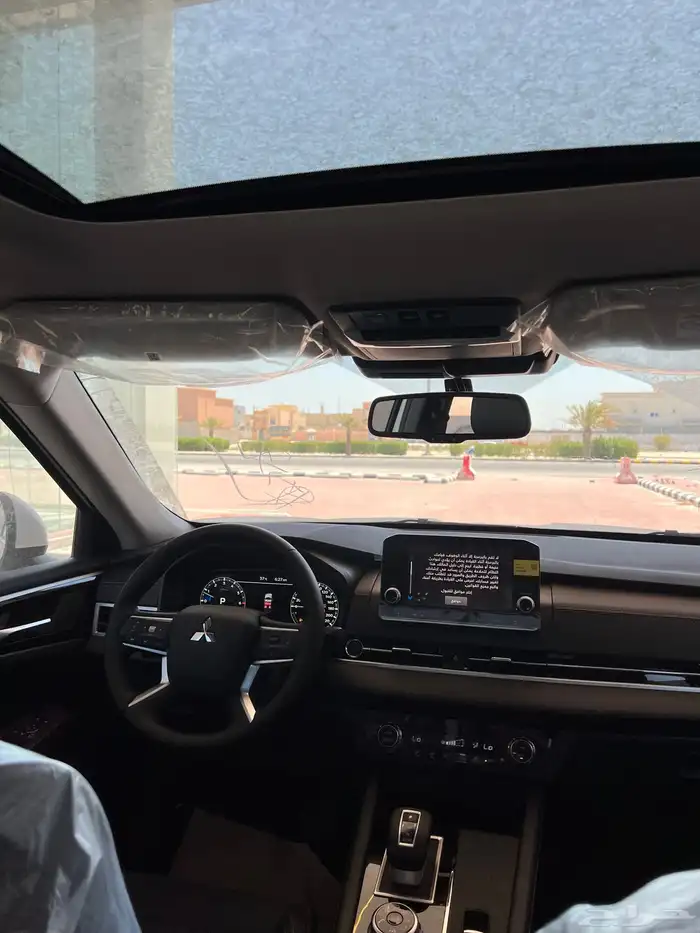 ميتسوبيشي اوتلاندر 2025 نص فل بلس ب110900 عرض خاص نقاط عمياء 18