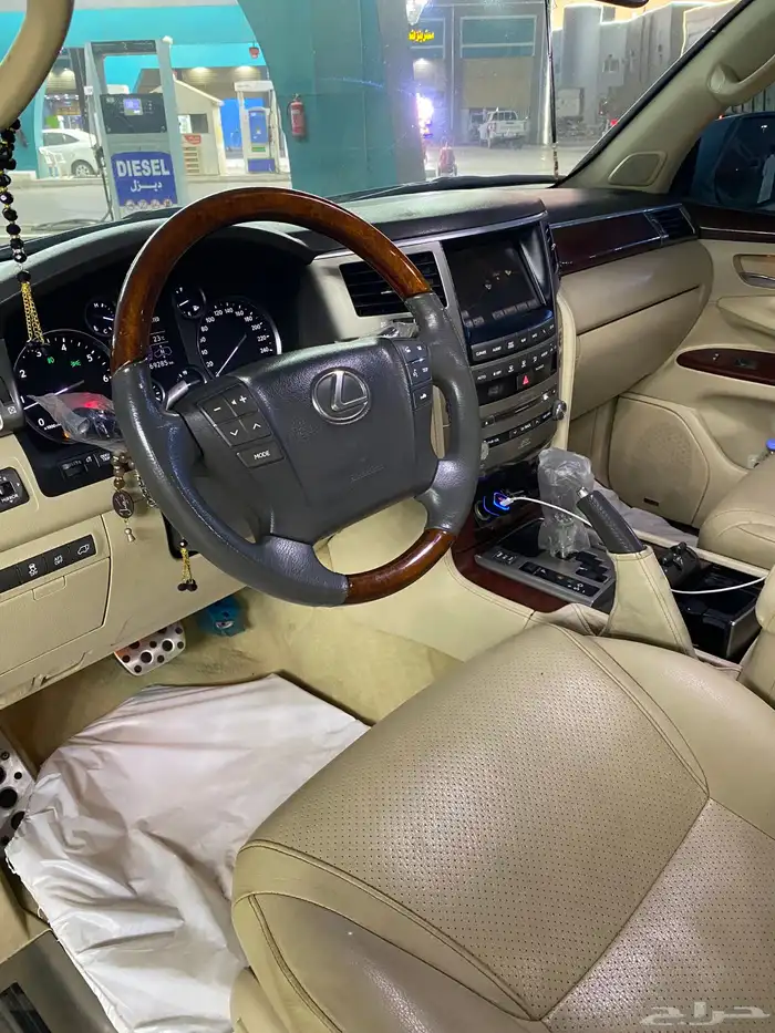 لكزس للبيع 7