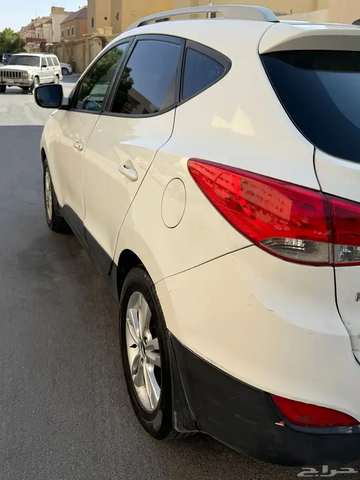 للبيع توسان 2013 نص فل بدون دبل 1