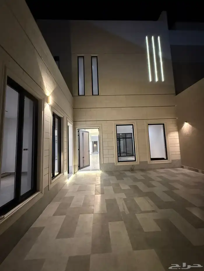 فيلا للبيع في التحلية بالخبر 6