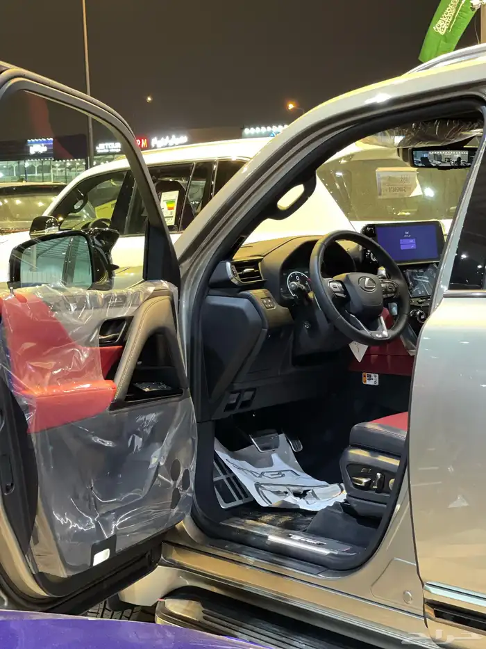 لكزس اف سبورت الساير 2025 7