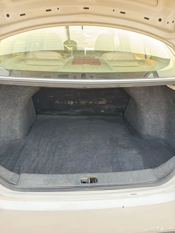 نيسان صني ابيض 2016 مالك اول محركات شرط 9