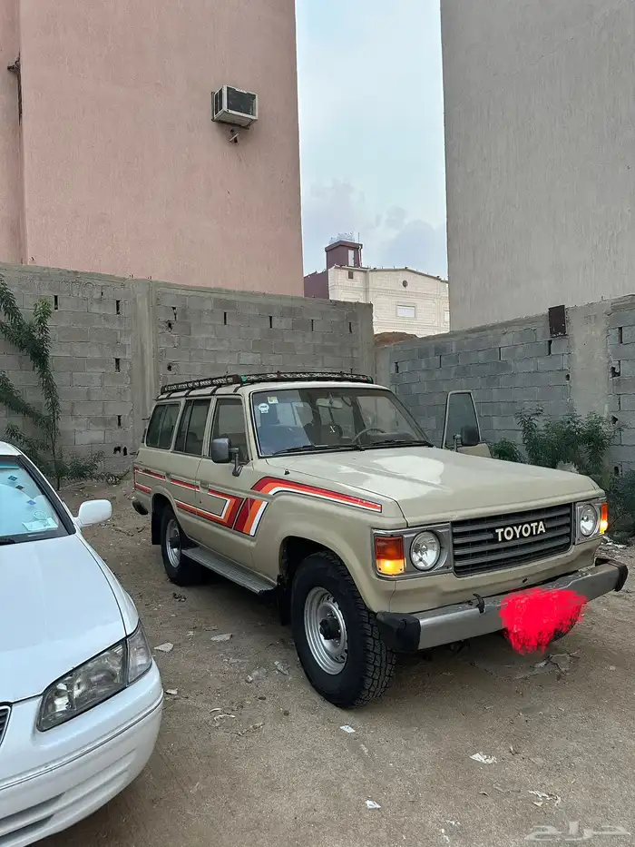 للبيع جيب لاندكروزر موديل1985 1