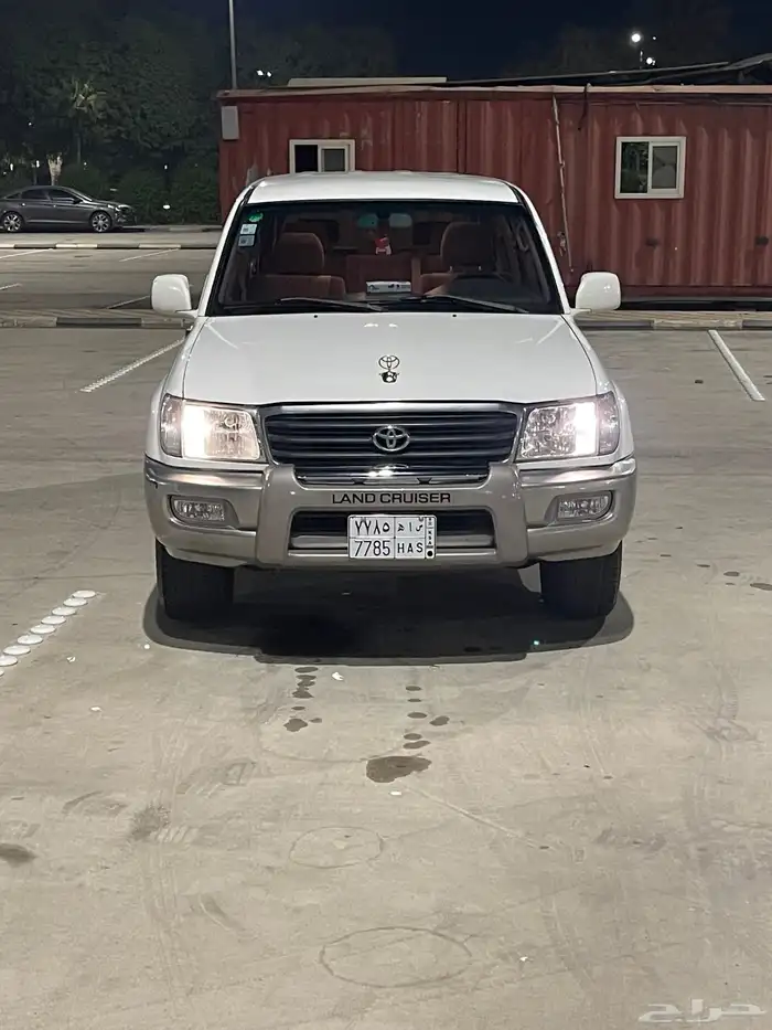 جيب لاندكروزر VX-R قمة النضافة 2002 3