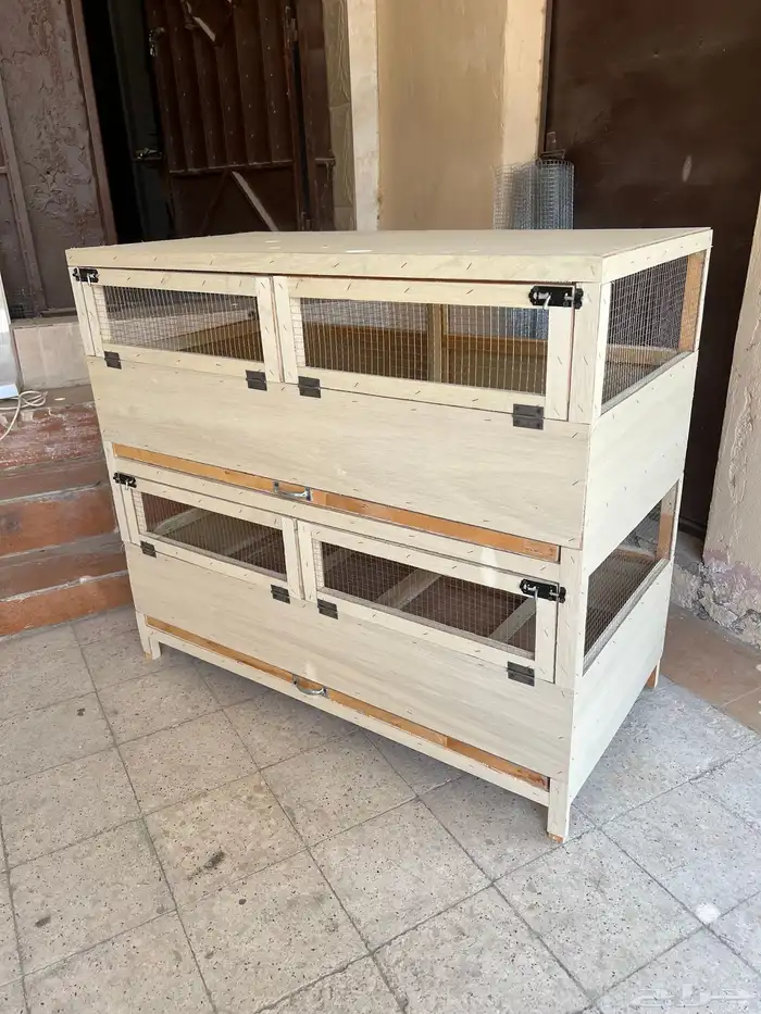 قفص ومحكر الطيور وصوص 1