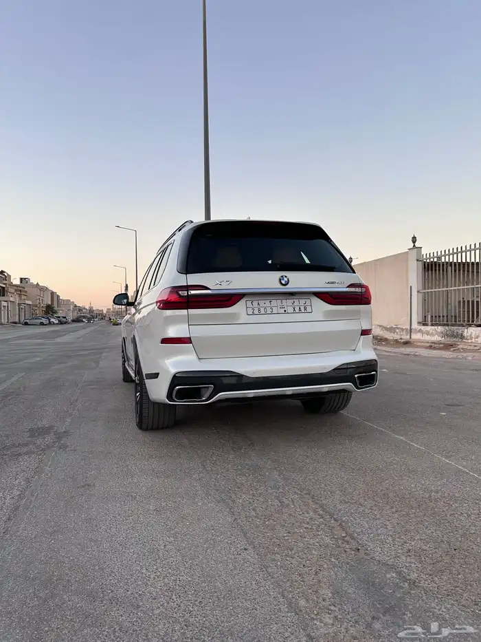 للبيع بي ام X7 نظيف جدآ فل كامل 2