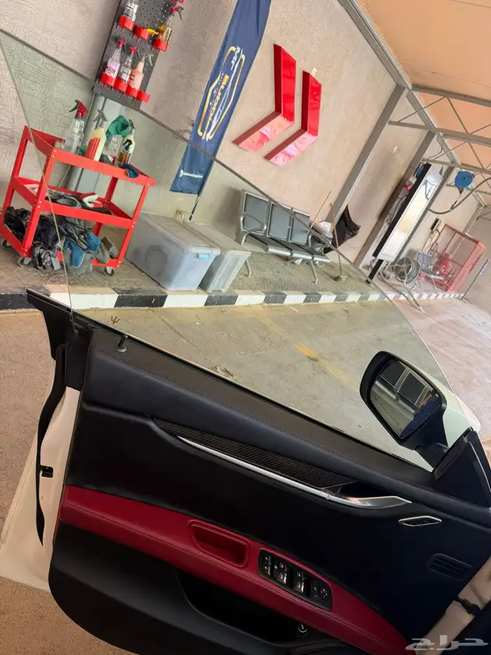 مازراتي جيبلي Q4 9