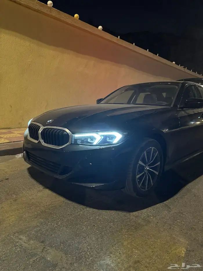 بي ام دبليو 318i جديد اسود 3