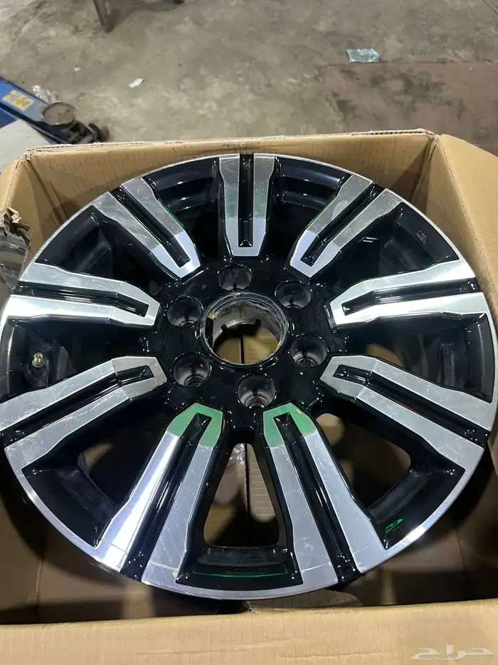 جنوط اصلي وكاله نيسان موديل 2020 مقاس 18جنوط في طقم مستعمل 0