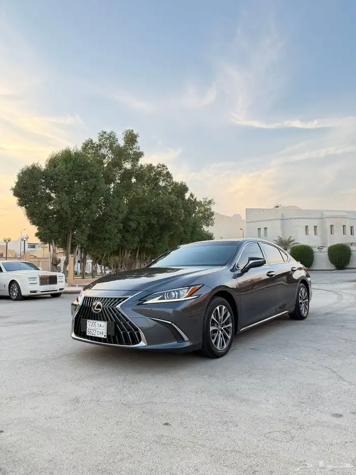 لكزس ES250 2024 0