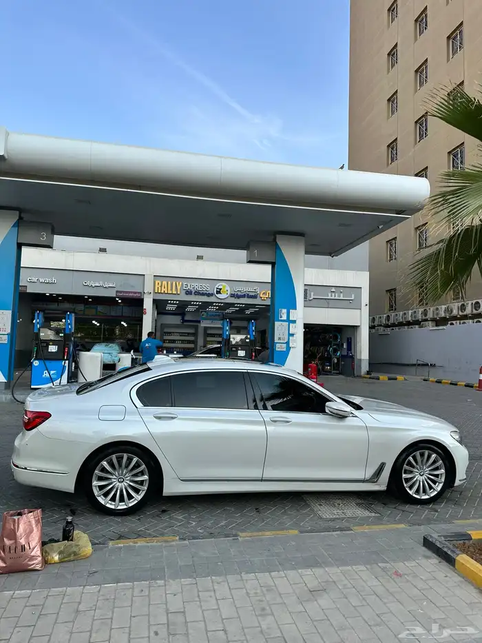 BMW 730 li 5